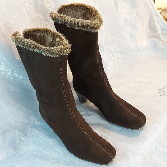 Waterproof Leather Boots by AEROSOLES Size 7.5 New - Picture 10 of 13